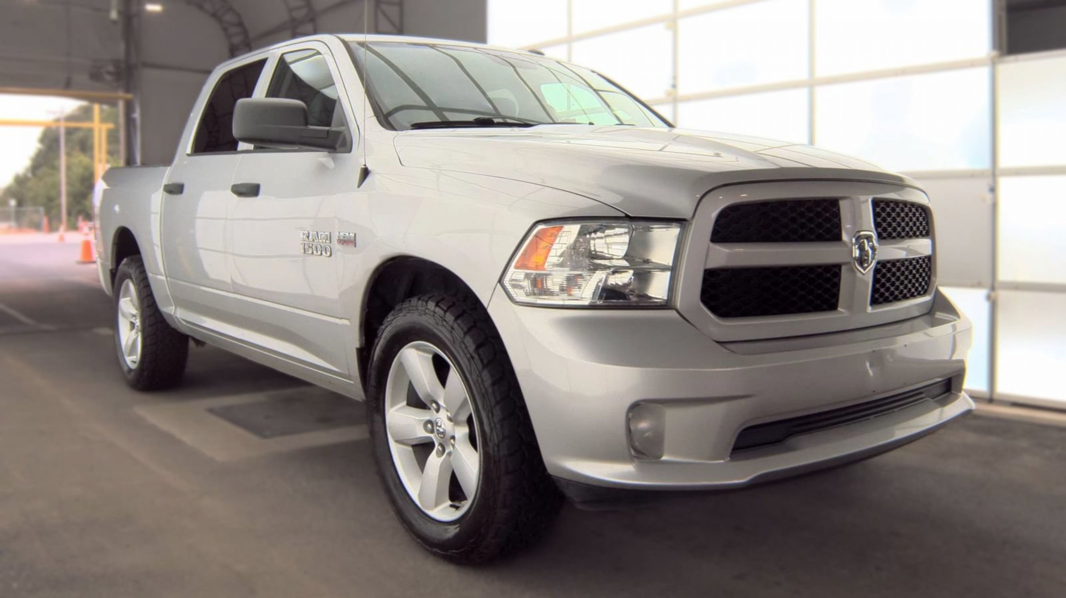 ram ram 1500 pickup 2018 3C6RR6KT3JG269654 image ram ram 1500 pickup 2018 3C6RR6KT3JG269654 image